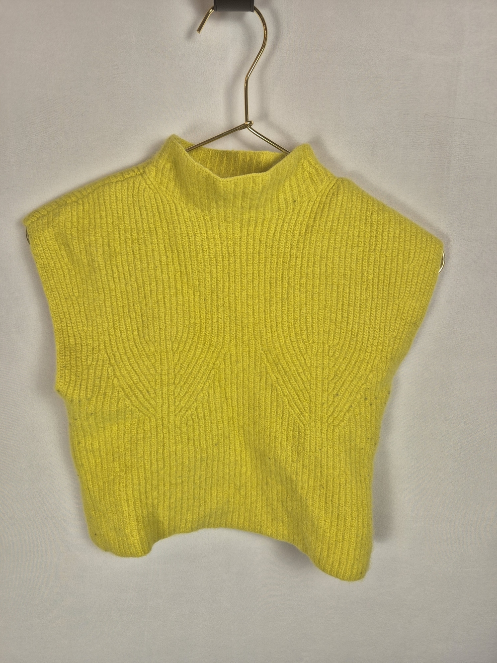 Anthropologie Maeve Yellow Sleeveless Mock Neck Muscle Knit Tee 100% Lambswool